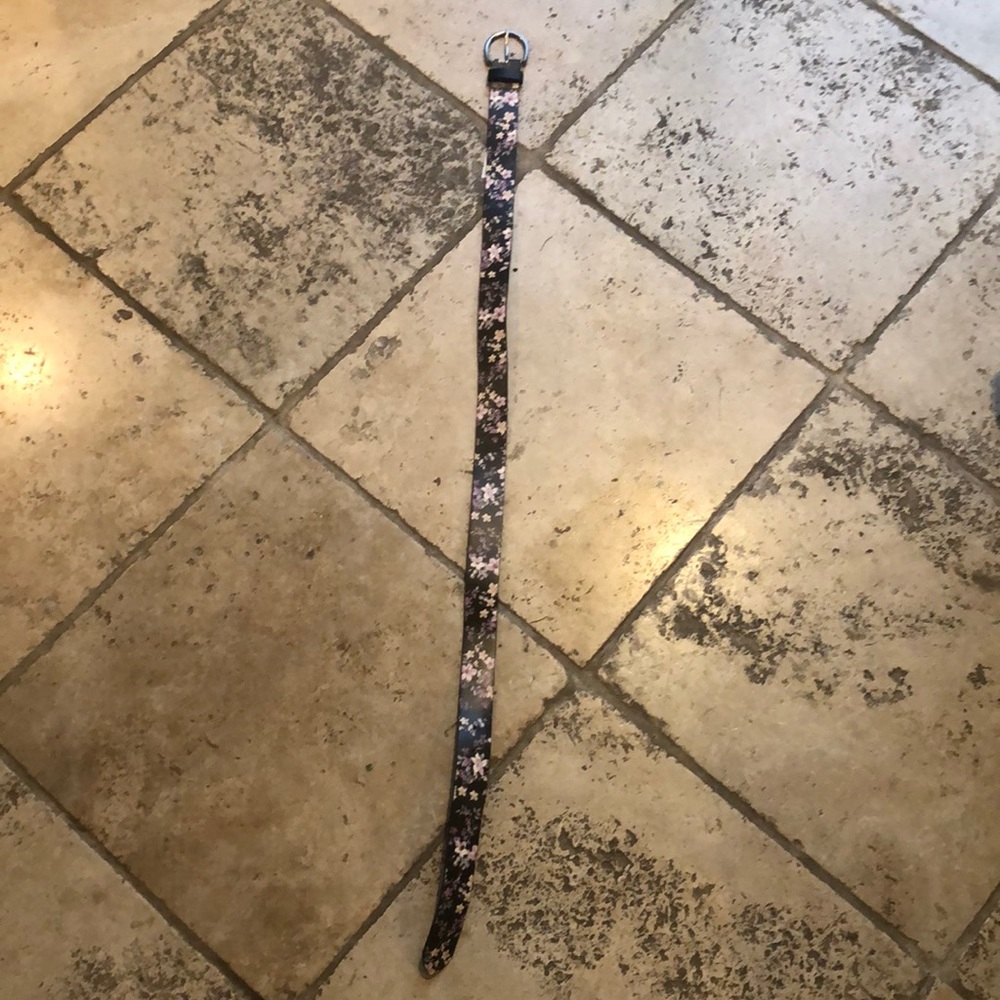 Floral Printed American Eagle Belt